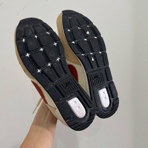 Nike Women’s Venture Runner Coconut Milk - Picture 5 of 7